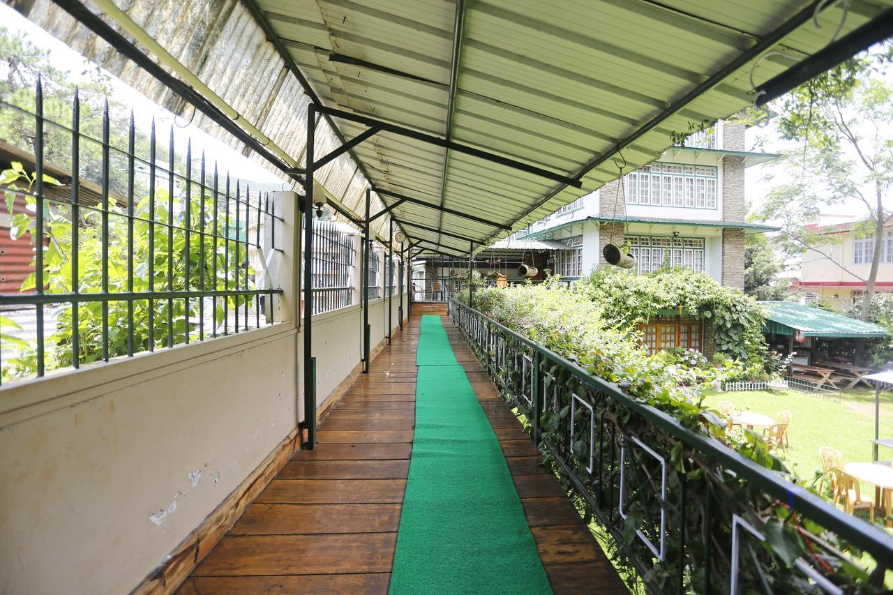Oyo 2402 Hotel Highwinds シロン エクステリア 写真